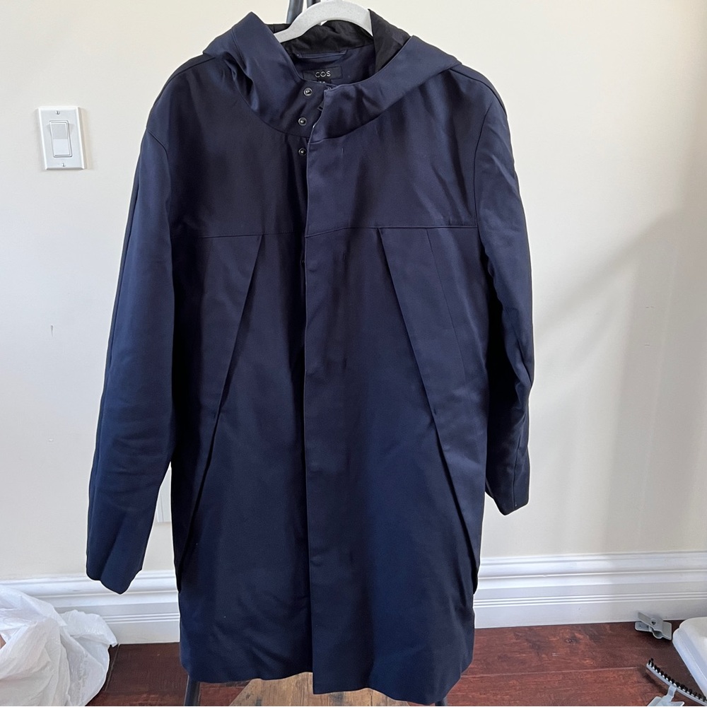 COS raincoat